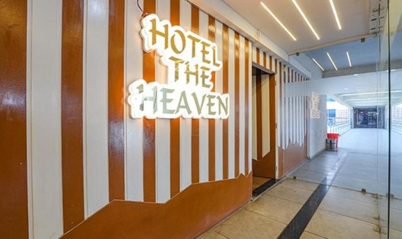 Fabhotel The Heaven 阿穆达巴 外观 照片