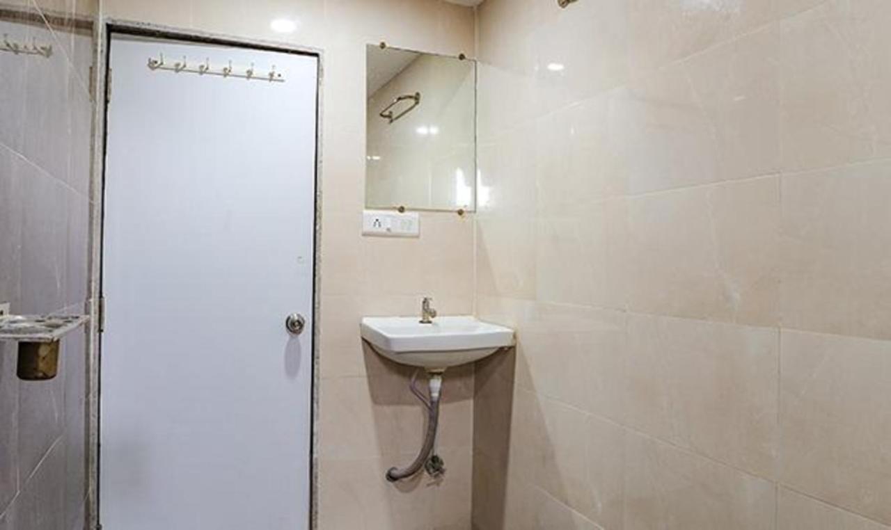 Fabhotel The Heaven 阿穆达巴 外观 照片