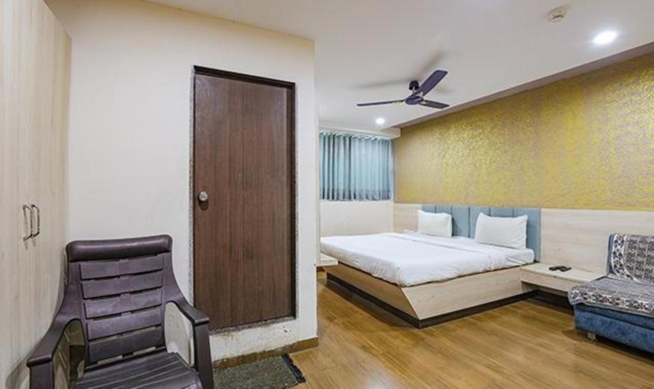 Fabhotel The Heaven 阿穆达巴 外观 照片